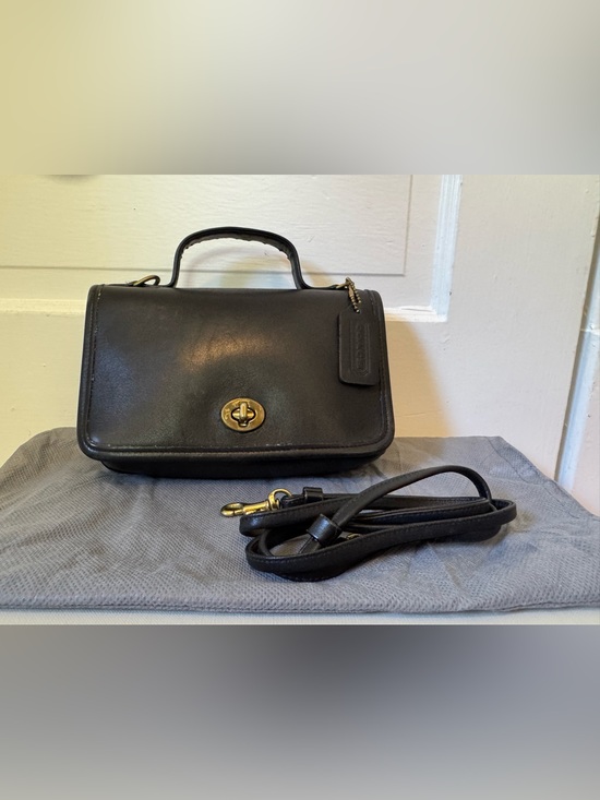 Coach Handbags - Vintage Coach Casino 9924 Black Leather Crossbody Bag USA 1995
